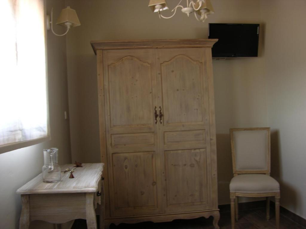 Albus Albi Guest House Colmenar del Arroyo ห้อง รูปภาพ
